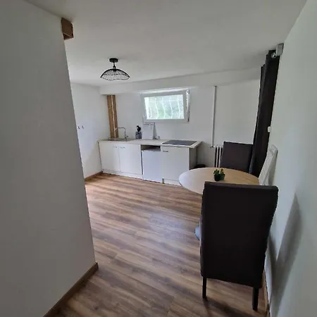 Avec Terrasse Apartman *
